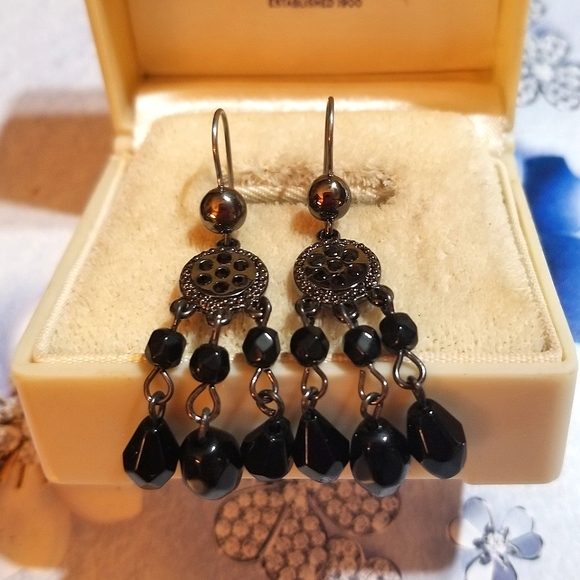 NEW Premier Designs Black Crystal Dangle Earrings - Picture 5 of 7